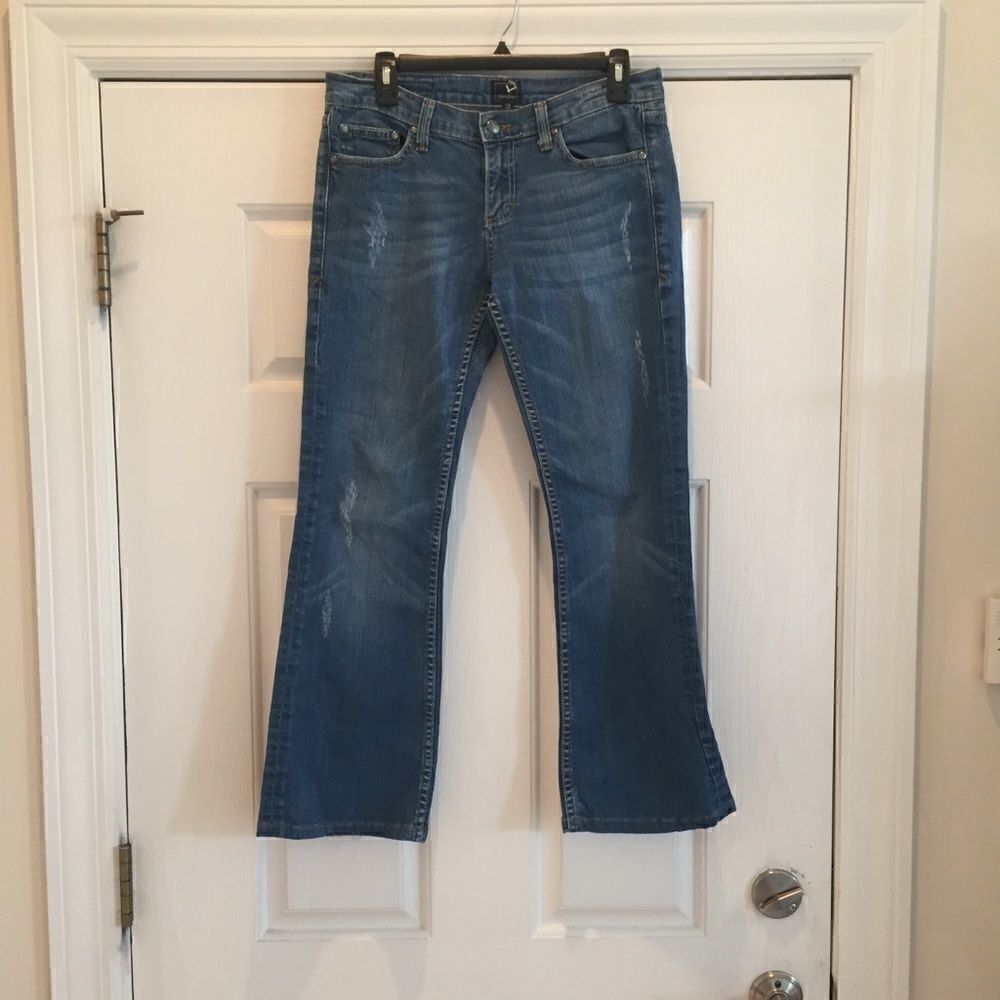 Vigoss Distressed Jeans